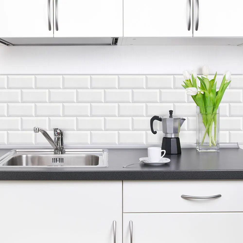 Μπορντούρες αλουμινίου για προστασία τοίχου κουζίνας