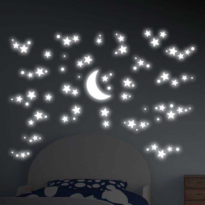Starry Night φωσφορίζοντα τοίχου L με αστέρια σε παιδικό δωμάτιο