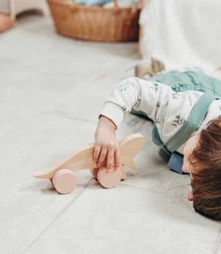 child-in-white-long child-in-white-long